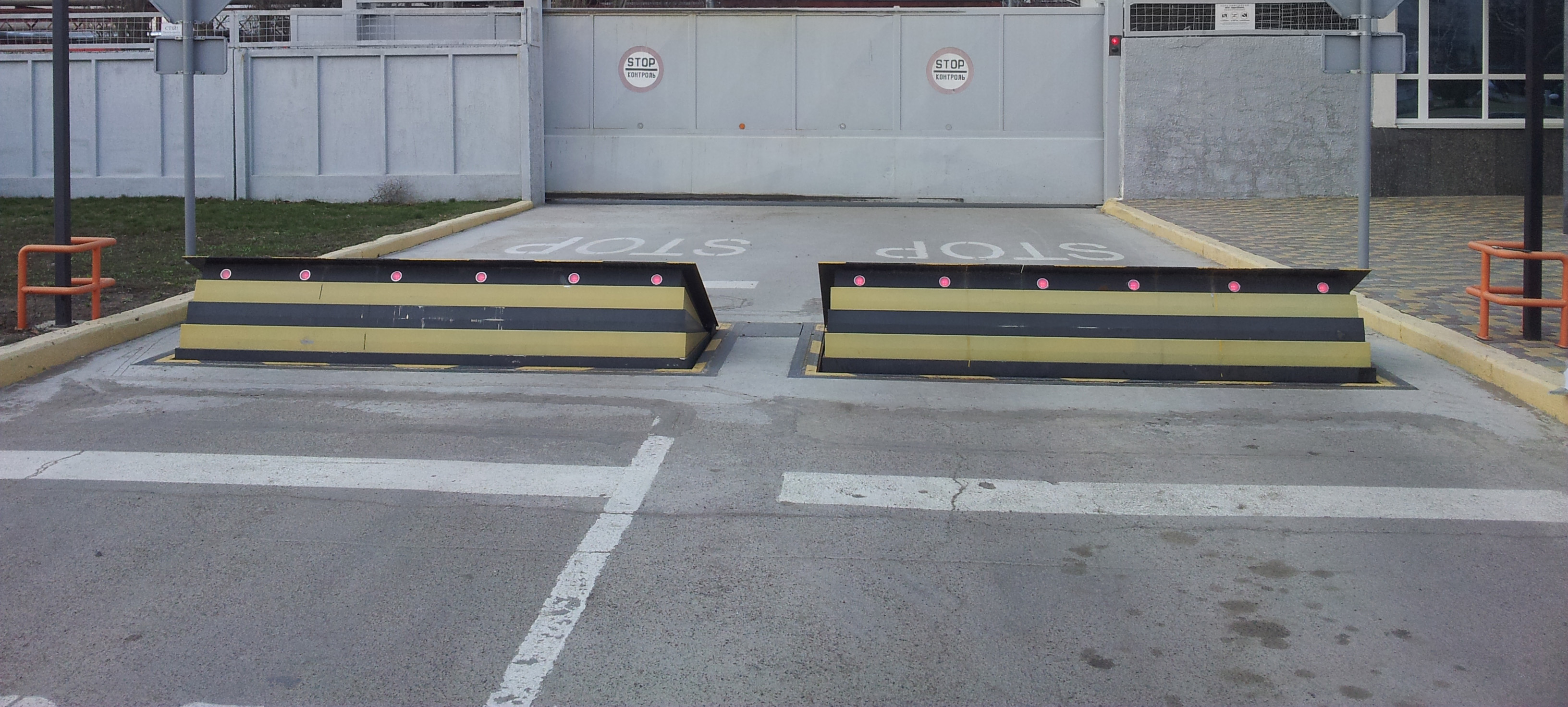 Дорожный блокиратор - модель 1